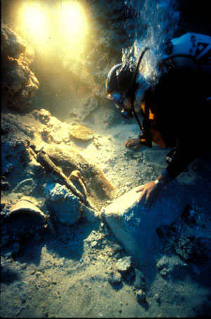 Underwater excavation of the Uluburun, a 14th century B. C. Late Bronze Age shipwreck